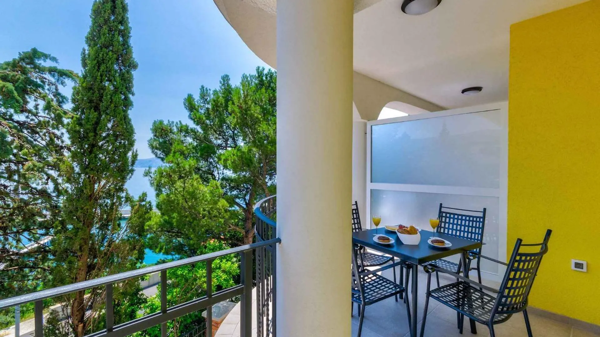 Apartments Palace Paulina In Novi Vinodolski 39469 0*,  Hırvatistan
