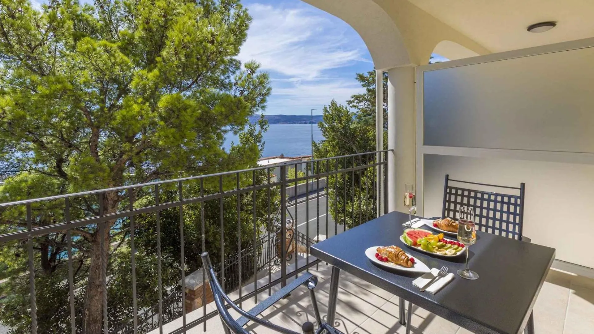 Apartments Palace Paulina In Novi Vinodolski 39469 Croatie